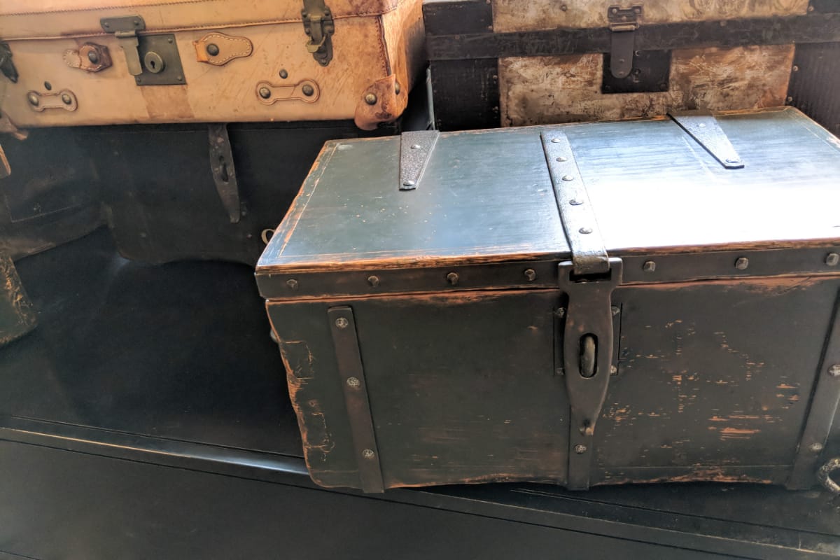 Antique Trunks Identification And Value (Expert Guide)