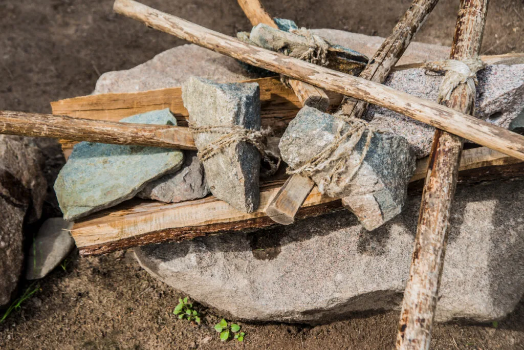 Old Stonesledge hammers with rope-tension heads