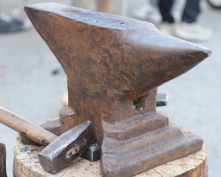 Antique Anvil Identification And Value Guide With Rare Types