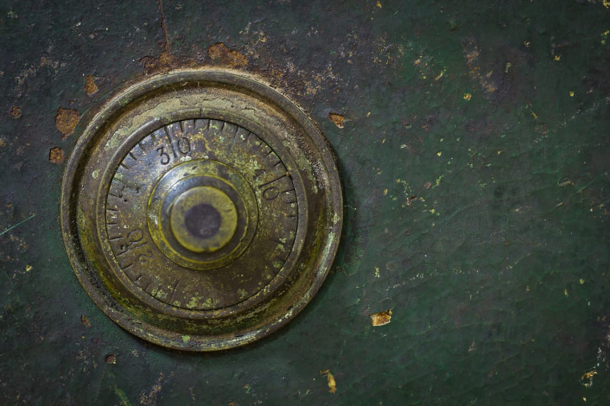 Antique Safes Value and Identification Guide (With Types)