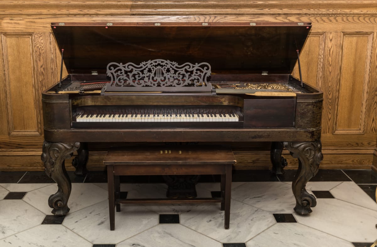 Antique Piano Identification & Value (Expert Price Guide)
