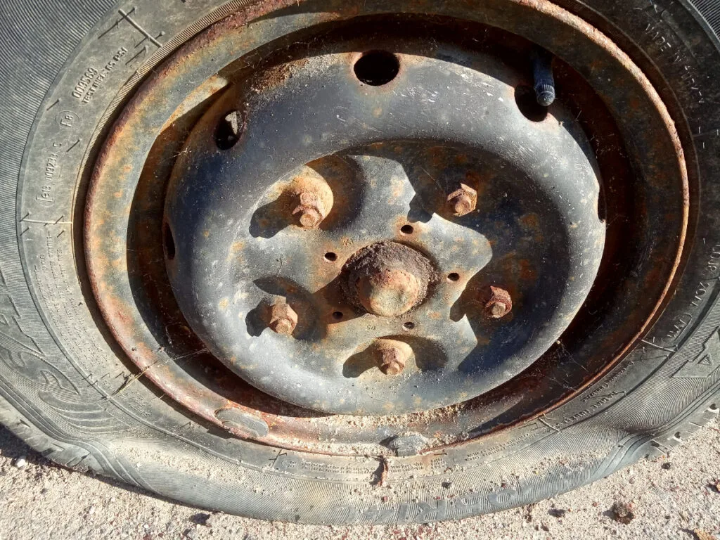 Old Center Retention Hubcaps from the 1900s