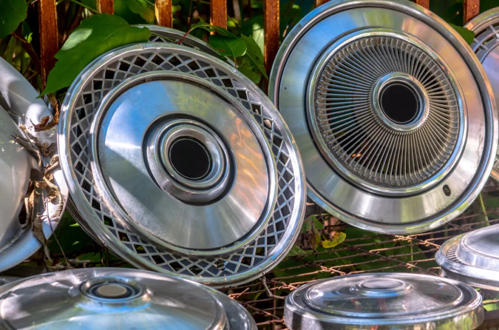 Old Hubcap Brands & Finishes