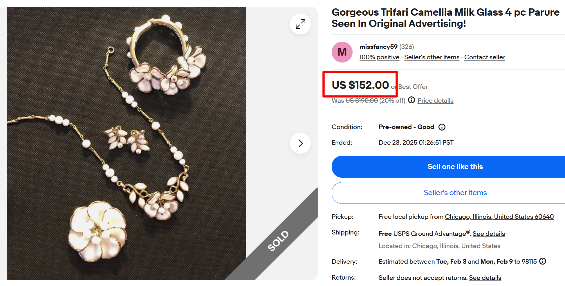 Trifari Cameillia Milk Glass Necklace Set