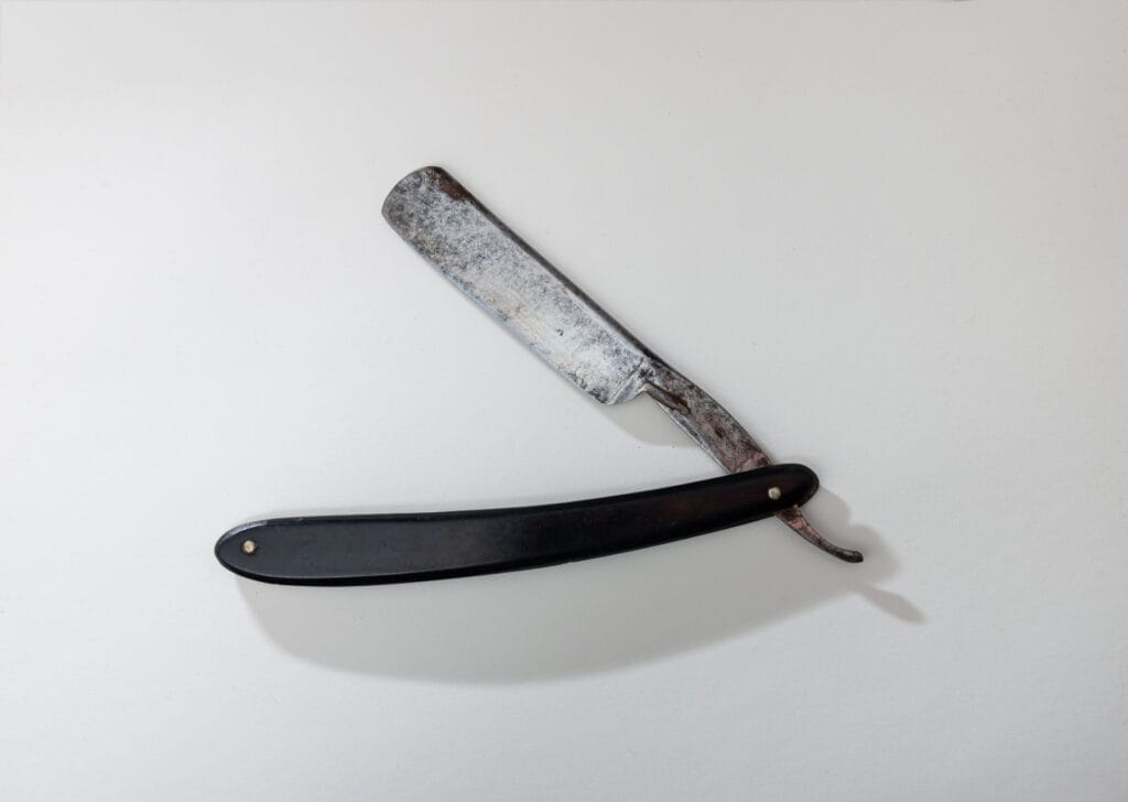 Vintage Straight Razors Identification & Value Guide