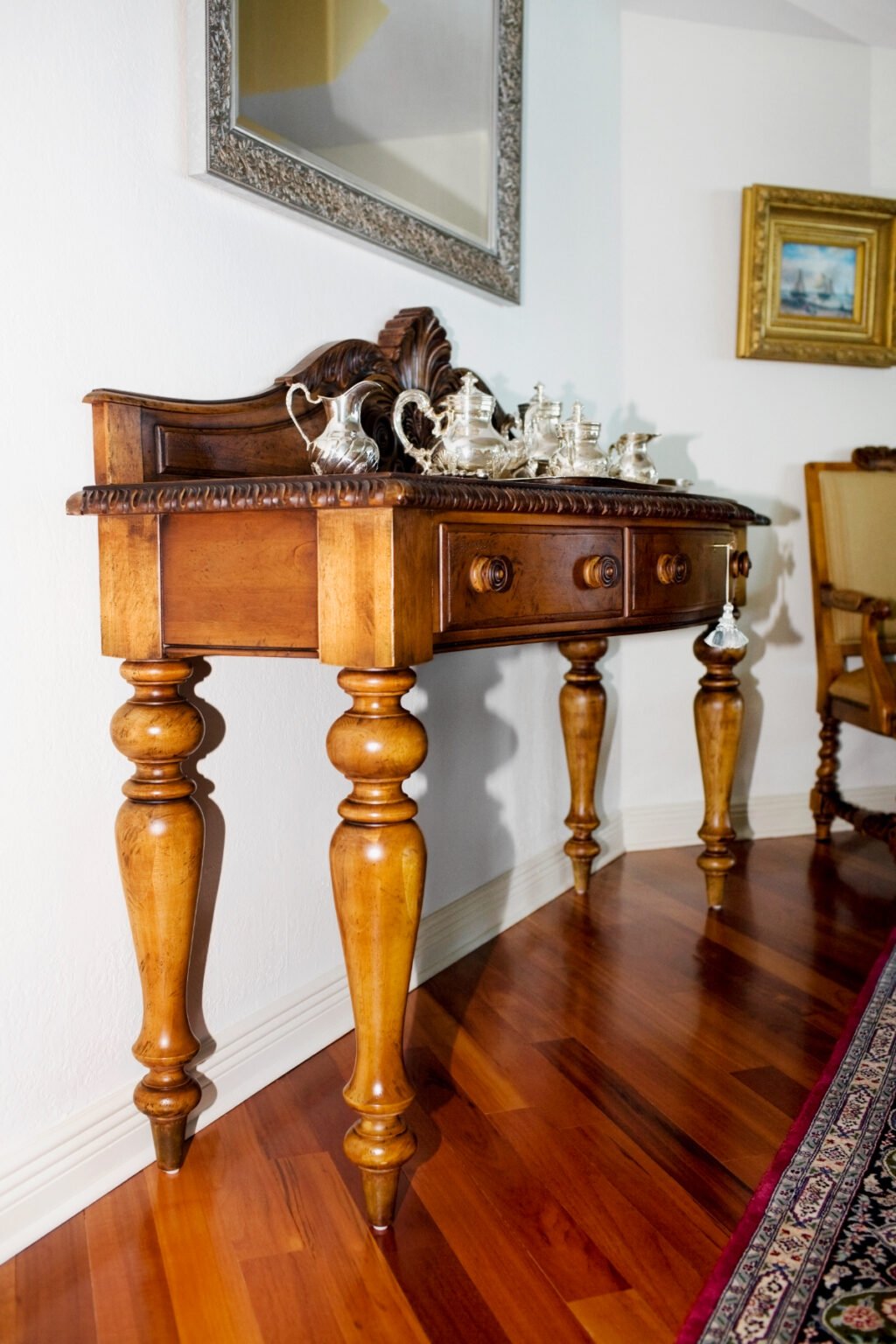 15 Antique Furniture Leg Styles: Identification & Value Guide