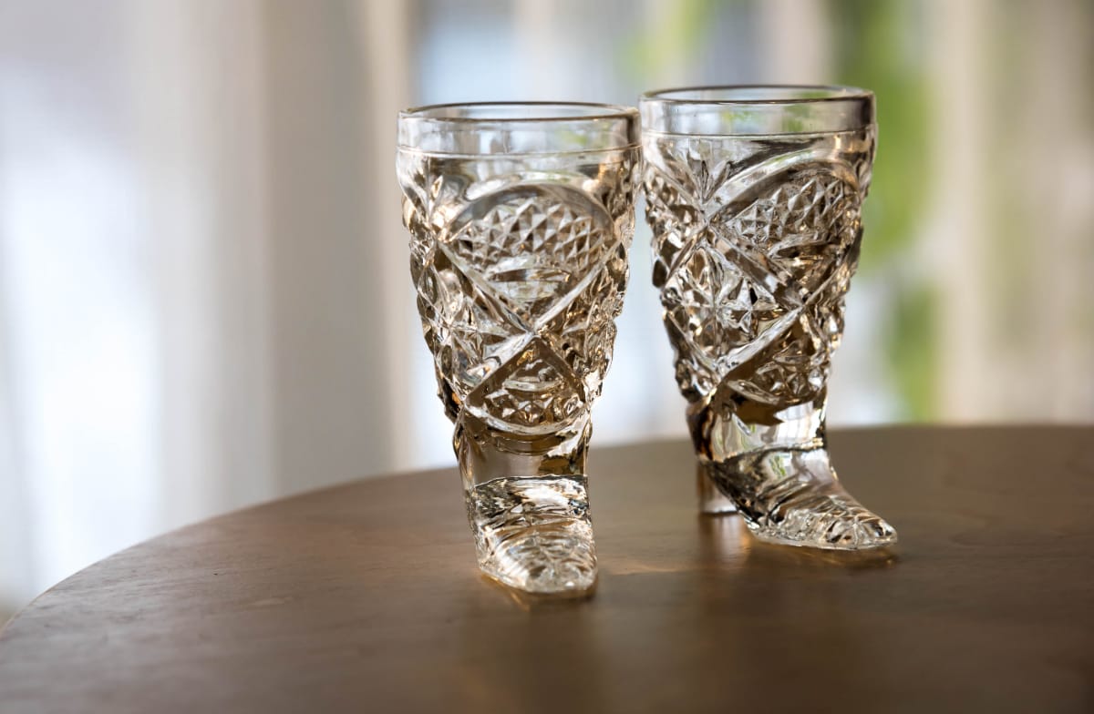 Vintage Pressed Glass Patterns Identification & Value Guide