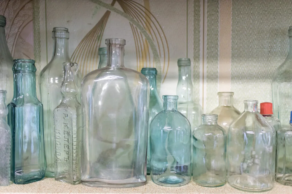 Old Duraglas Bottles & Their Available Shapes