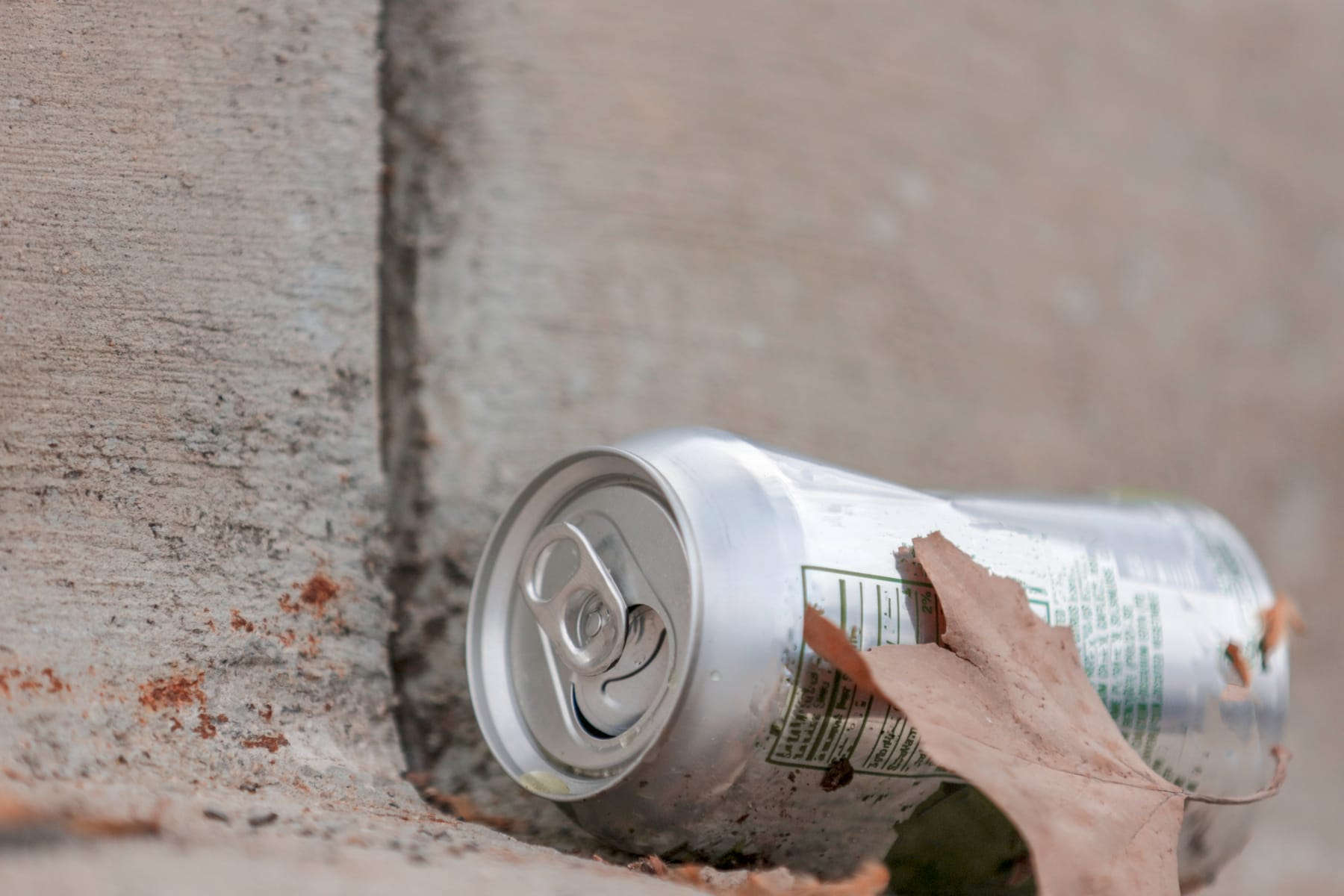 Identifying Old Beer Cans Worth Money (Expert Value Guide)