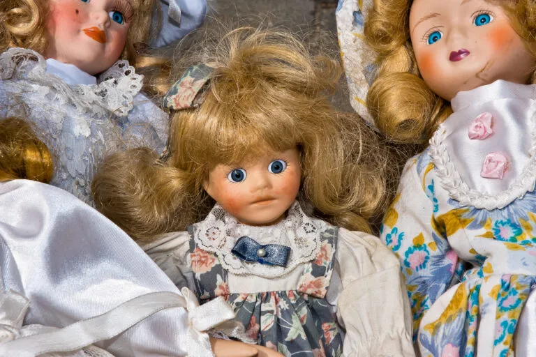 Valuable Vintage Dolls