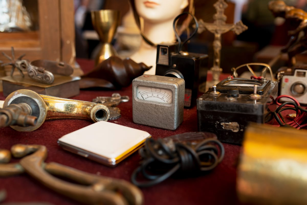 Where to Sell Antiques Online & Offline for Best Price (Judith's Guide)