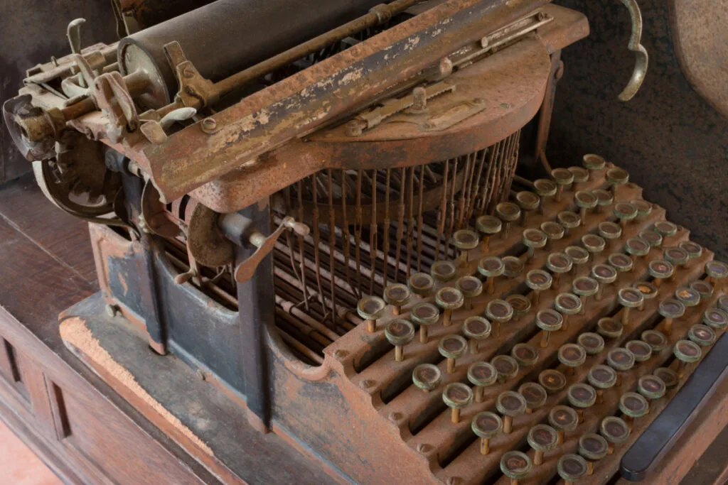 An Old & Rusty Typewriter