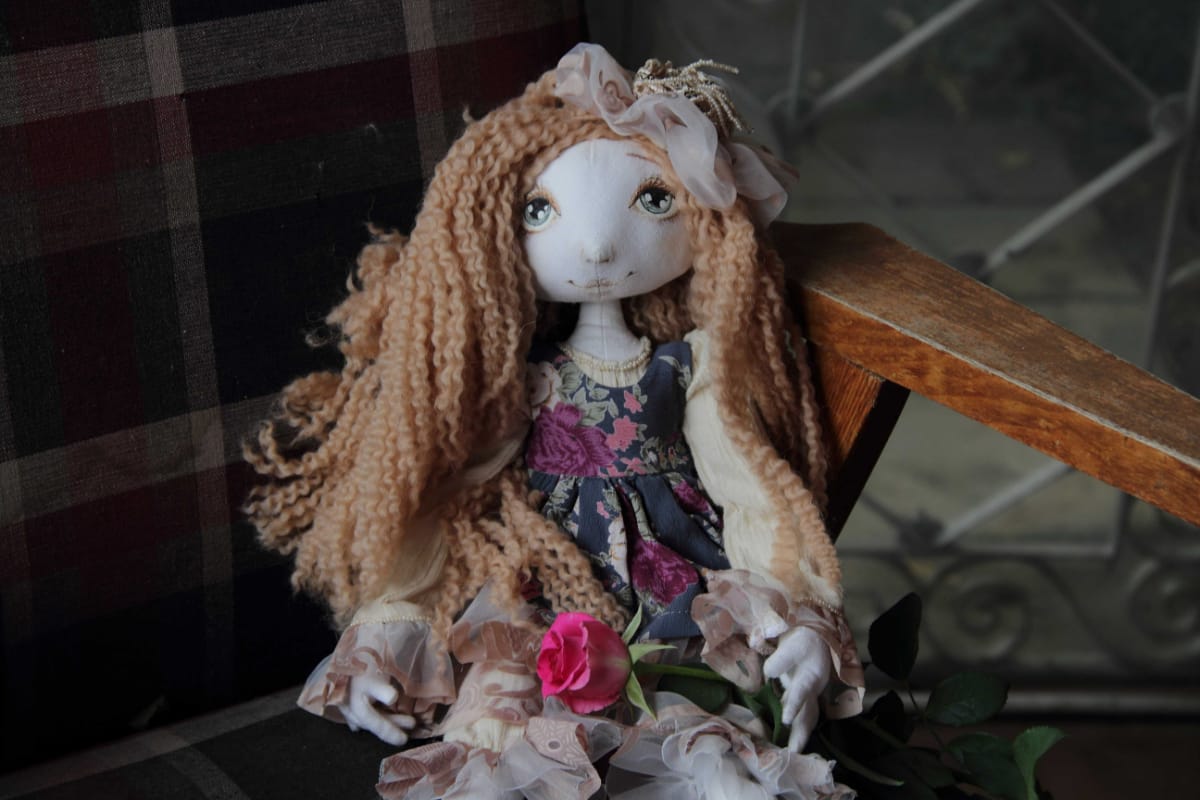 Vintage Annalee Dolls Value & Identification (With Rare Dolls)