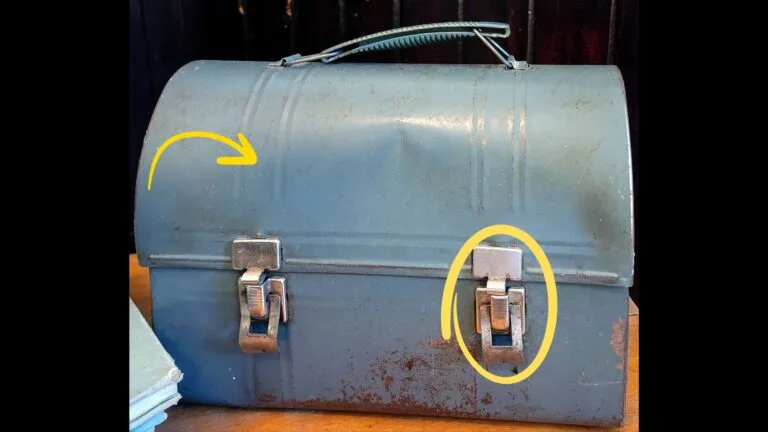 Antique Lunch Boxes (1)