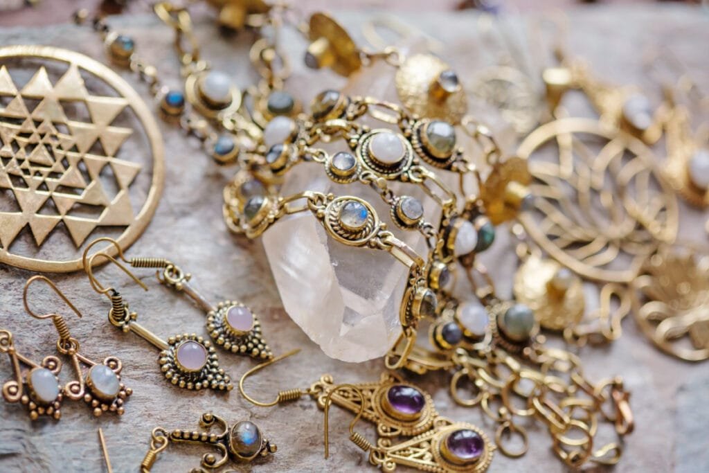 Antique Costume Jewelry (1)