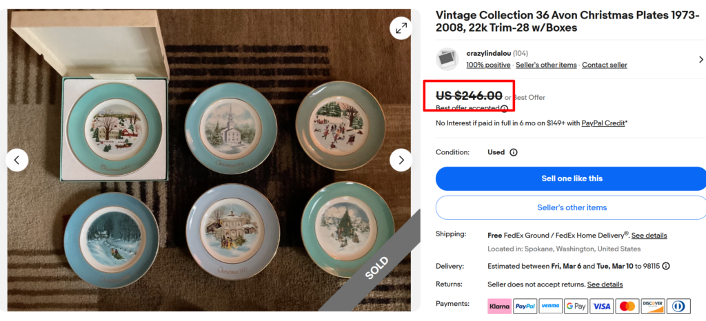 Avon Christmas Plates Set