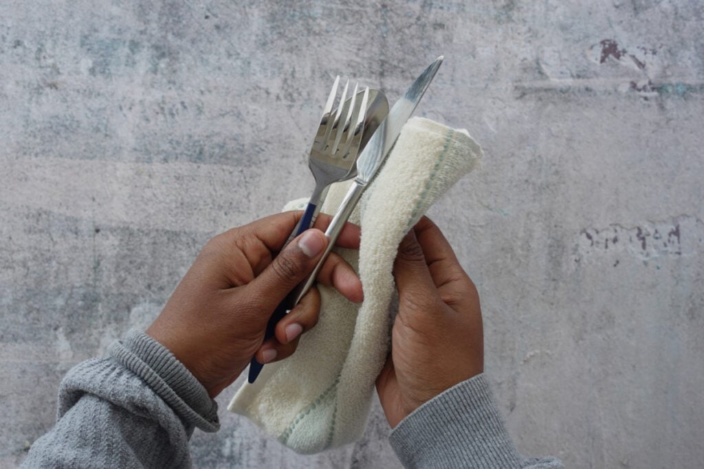 Cleaning Silverware